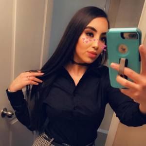 Meet your Posher, Idania'magaly